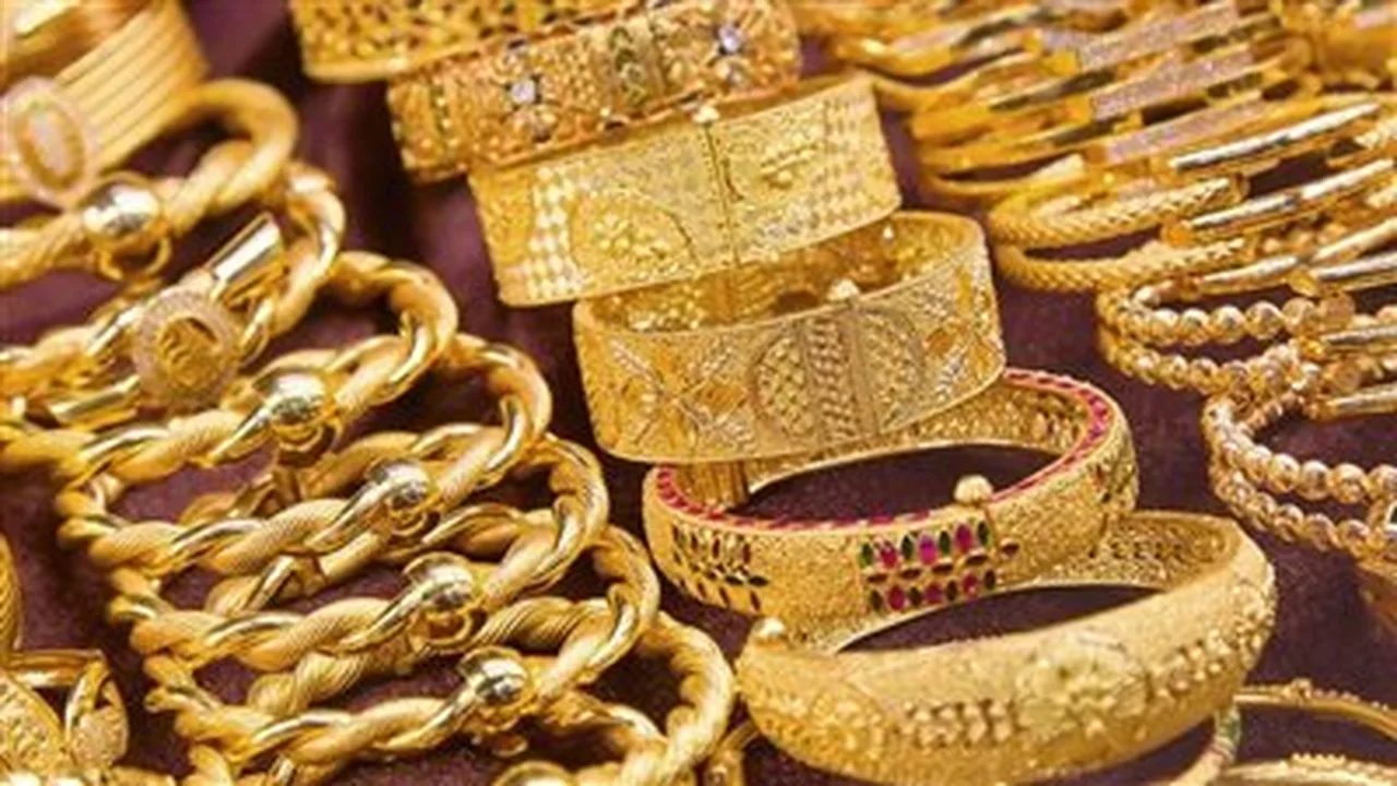 تغيرات مستمرة في أسعار الذهب اليوم الجمعة داخل الأسواق المصرية المحلية